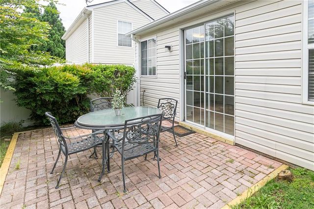 707 Bedford Court, Woodstock, GA 30188