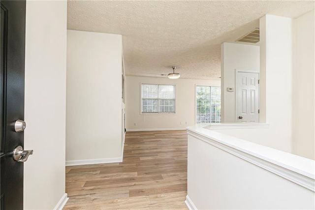 707 Bedford Court, Woodstock, GA 30188