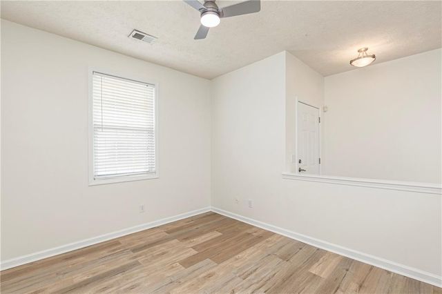 707 Bedford Court, Woodstock, GA 30188