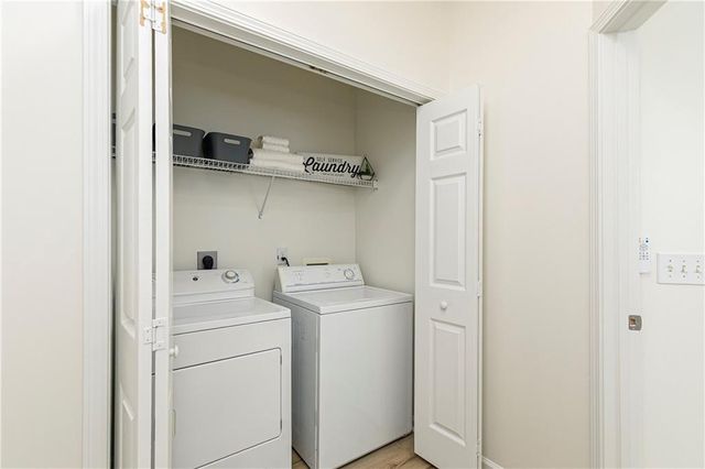 707 Bedford Court, Woodstock, GA 30188