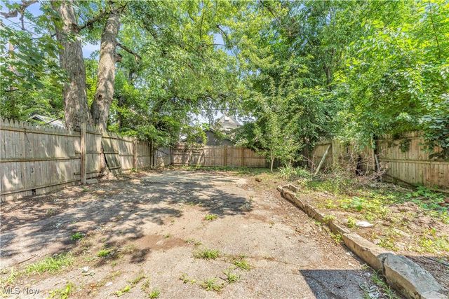 3153 W 88th Street, Cleveland, OH 44102