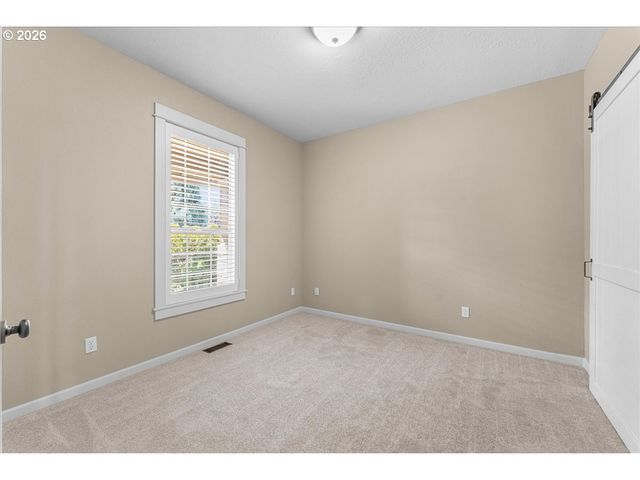 1298 BARNABAS St Nw, Salem, OR 97304