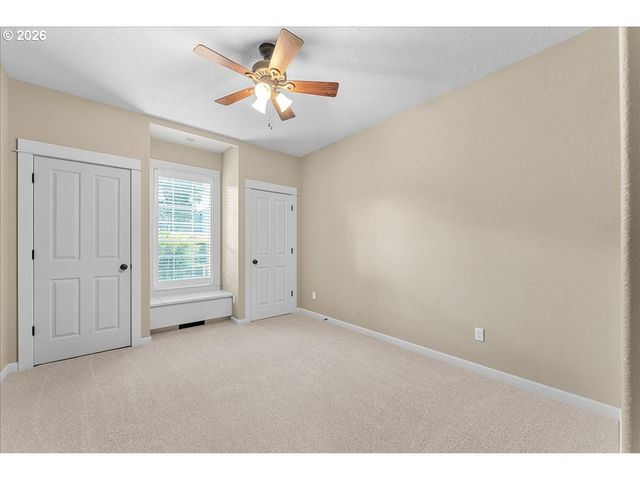 1298 BARNABAS St Nw, Salem, OR 97304