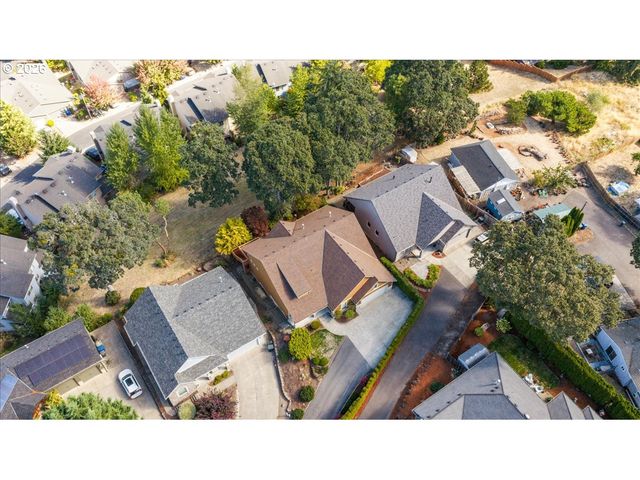 1298 BARNABAS St Nw, Salem, OR 97304
