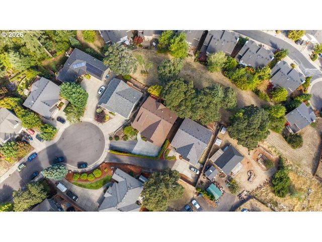 1298 BARNABAS St Nw, Salem, OR 97304