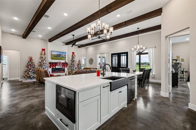 310 Runyan Ranch Road, Tolar, TX 76476