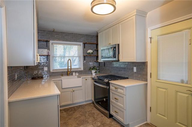 3245 Westmart Lane, Atlanta, GA 30340