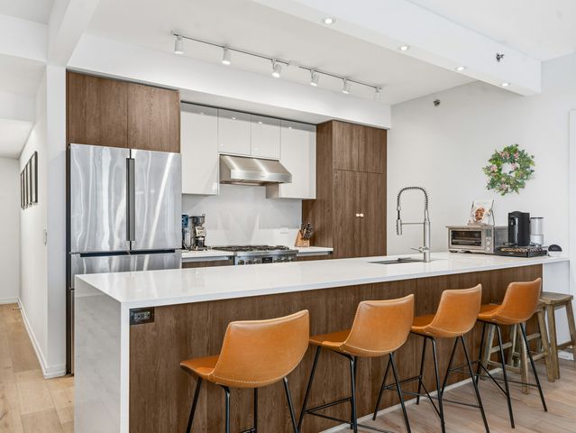 505 N McClurg Court 2301, Chicago, IL 60611