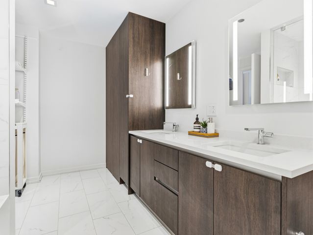 505 N McClurg Court 2301, Chicago, IL 60611
