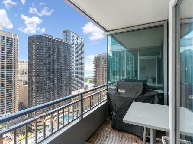 505 N McClurg Court 2301, Chicago, IL 60611