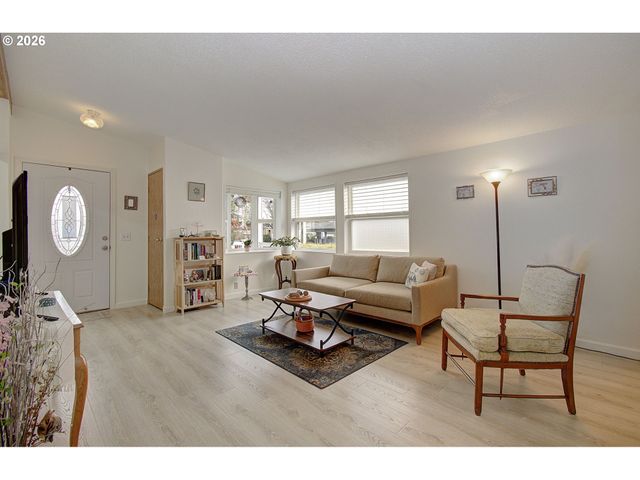 5101 Ne 121ST Ave 9, Vancouver, WA 98682