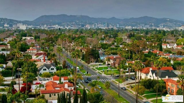 1273 S Cochran Avenue, Los Angeles, CA 90019
