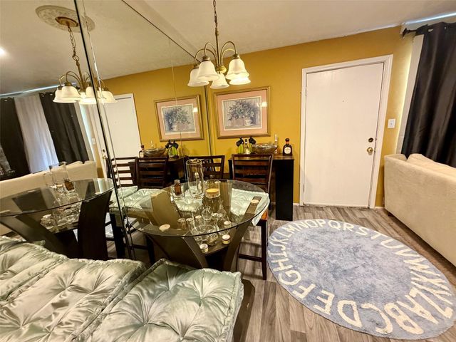 5615 Bissonnet Street 214 A, Houston, TX 77081