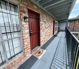 5615 Bissonnet Street 214 A, Houston, TX 77081