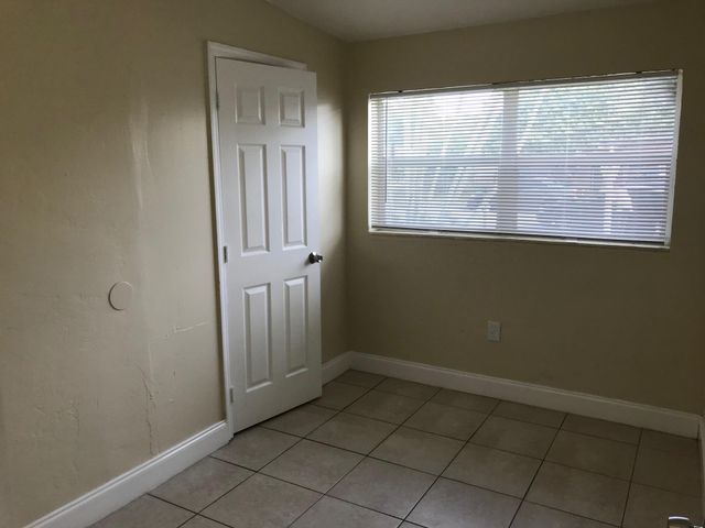 3150 NW 2nd Street, Lauderhill, FL 33311