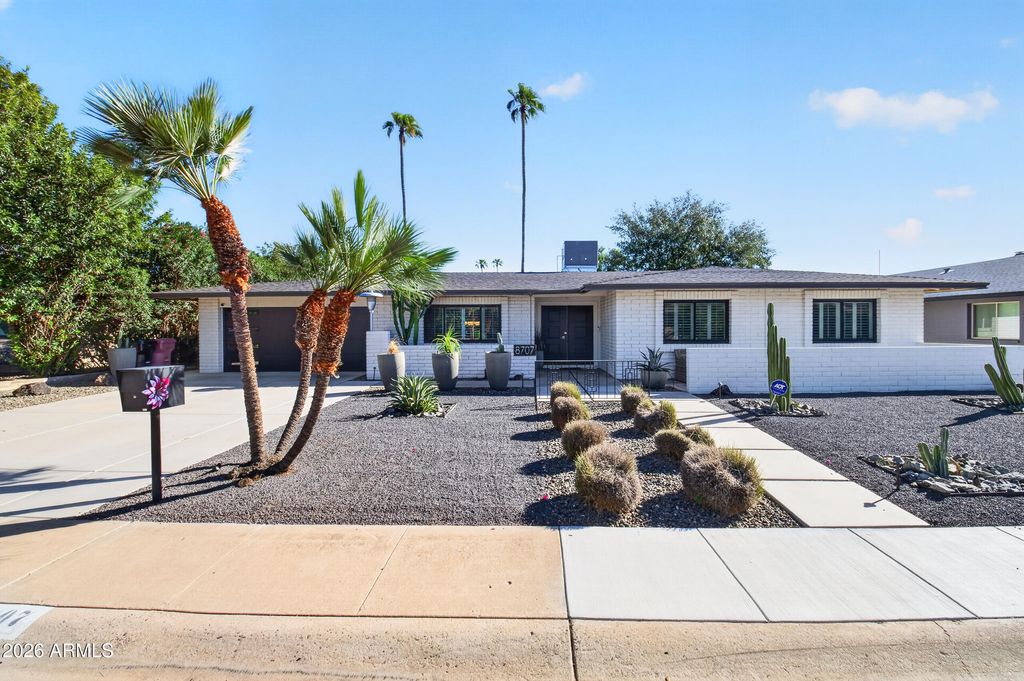 8707 E HEATHERBRAE Drive, Scottsdale, AZ 85251 — exterior