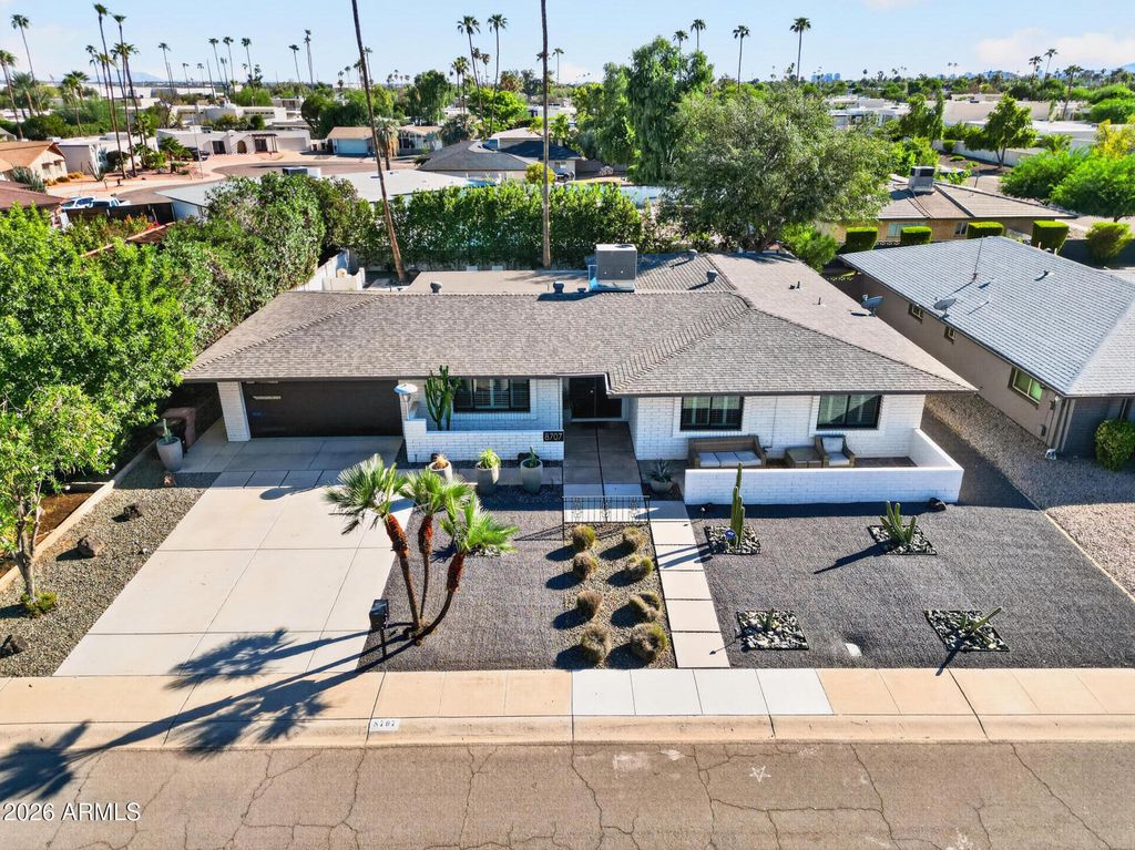 8707 E HEATHERBRAE Drive, Scottsdale, AZ 85251 — photo 2