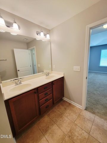 2425 Swans Rest Way, Raleigh, NC 27606