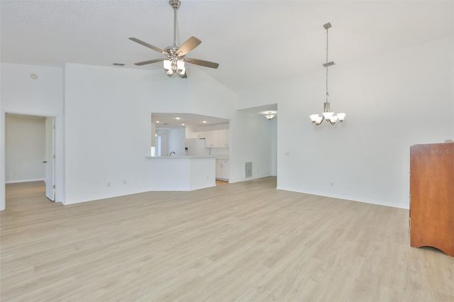 1001 OTTER MILL WAY, Sun City Center, FL 33573