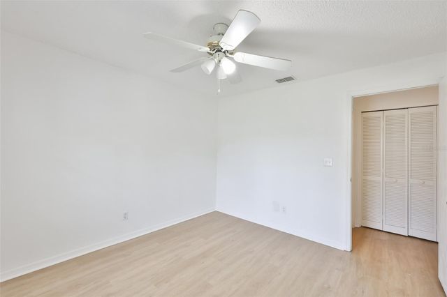 1001 OTTER MILL WAY, Sun City Center, FL 33573