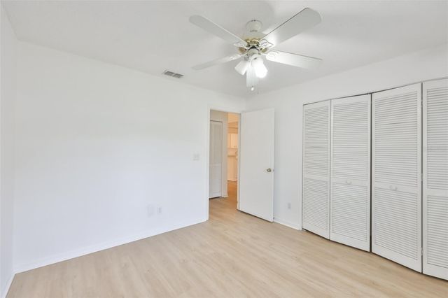 1001 OTTER MILL WAY, Sun City Center, FL 33573