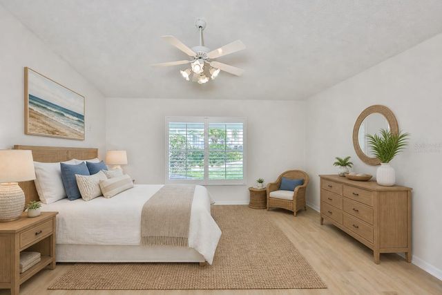 1001 OTTER MILL WAY, Sun City Center, FL 33573