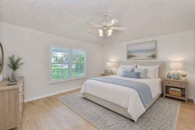 1001 OTTER MILL WAY, Sun City Center, FL 33573