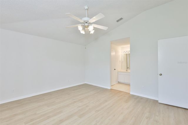 1001 OTTER MILL WAY, Sun City Center, FL 33573