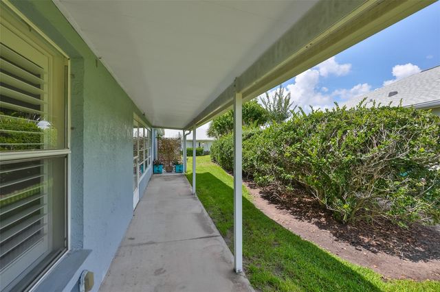 1001 OTTER MILL WAY, Sun City Center, FL 33573
