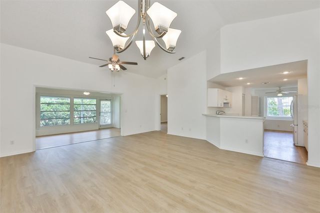 1001 OTTER MILL WAY, Sun City Center, FL 33573
