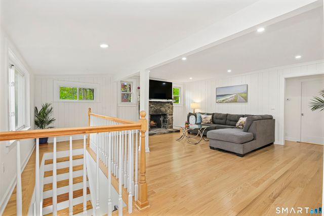 318 Mountain Road, Ridgefield, CT 06877