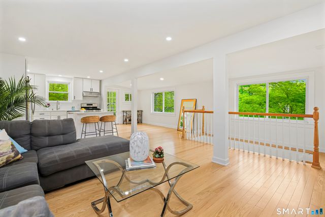 318 Mountain Road, Ridgefield, CT 06877