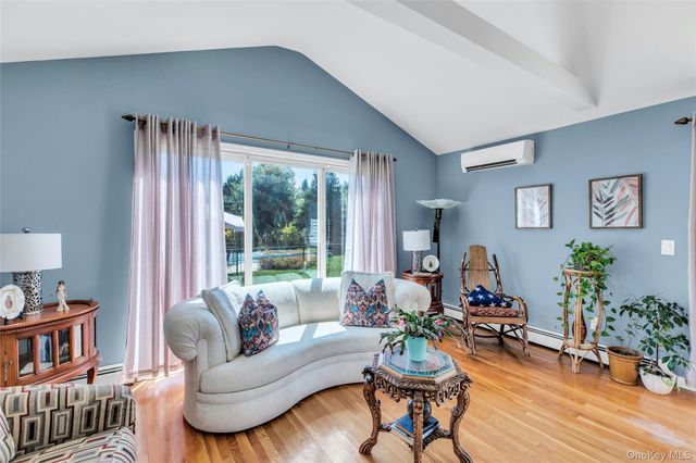 183 Division Avenue, Blue Point, NY 11715