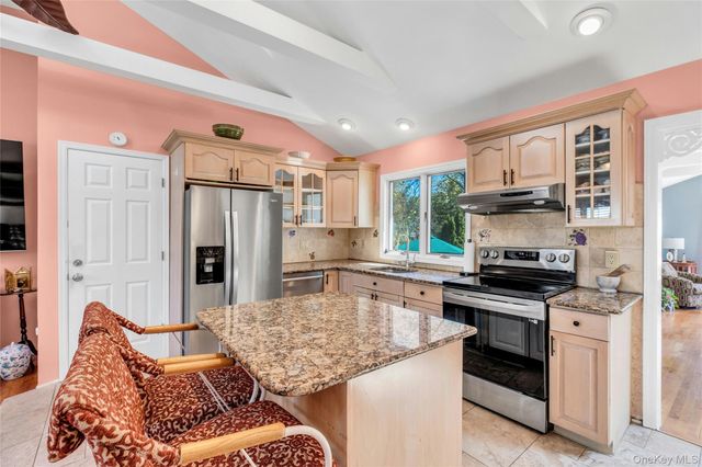 183 Division Avenue, Blue Point, NY 11715