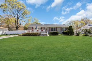 183 Division Avenue, Blue Point, NY 11715