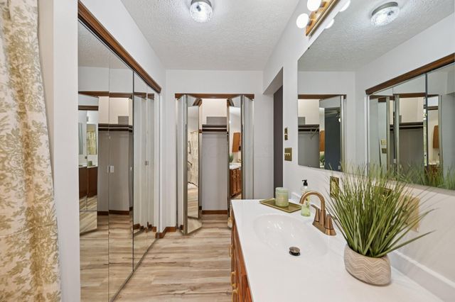 49 Iris Court SW, Etna, OH 43062