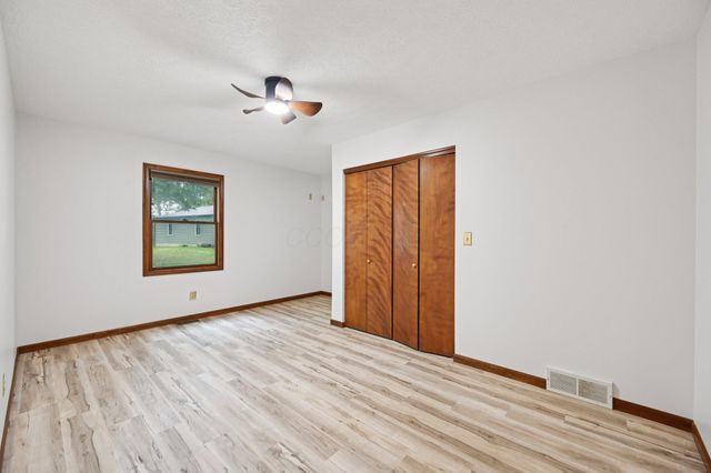 49 Iris Court SW, Etna, OH 43062