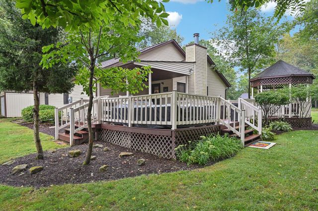 49 Iris Court SW, Etna, OH 43062