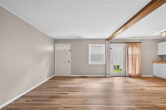 2549 Royal County Down Drive 15B, Uniontown, OH 44685