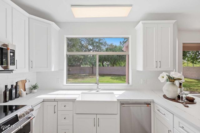 9705 E PINE VALLEY Road, Scottsdale, AZ 85260