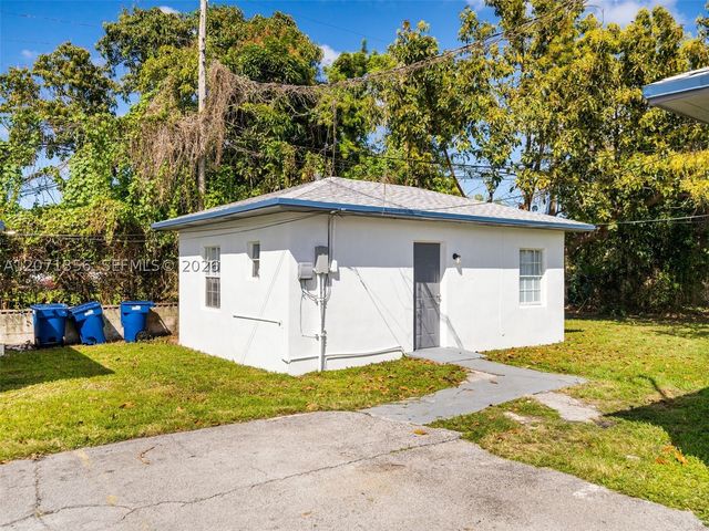 1239 NE 110th St, Miami, FL 33161