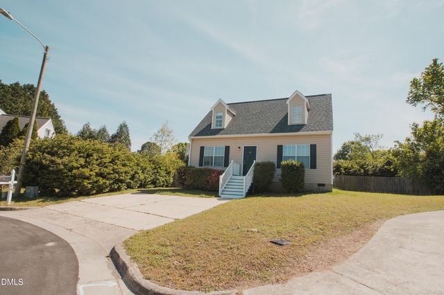 708 Aladdin Circle, Apex, NC 27502