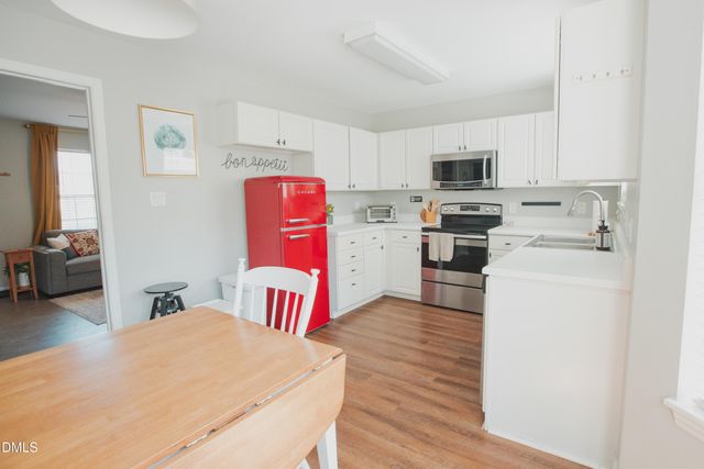 708 Aladdin Circle, Apex, NC 27502