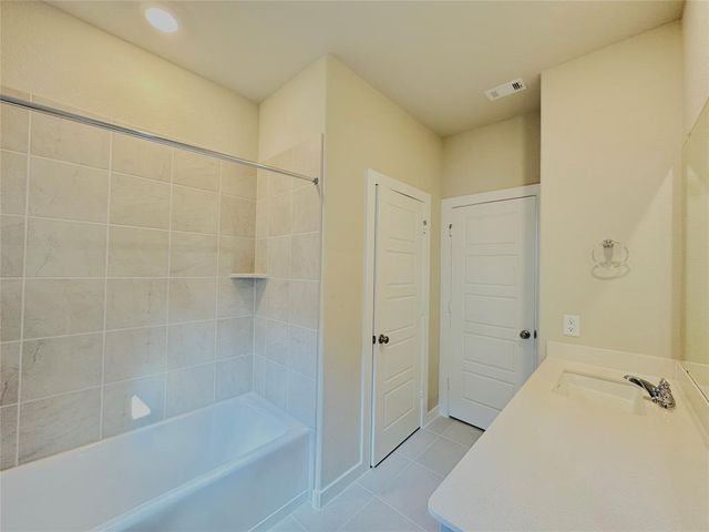 14819 Silent Gulf Avenue, Houston, TX 77082