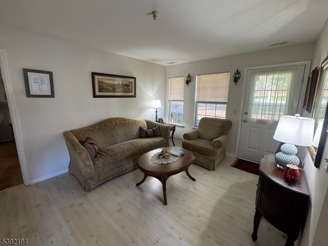 5314 Tudor Dr, Pequannock Twp., NJ 07444