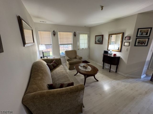 5314 Tudor Dr, Pequannock Twp., NJ 07444