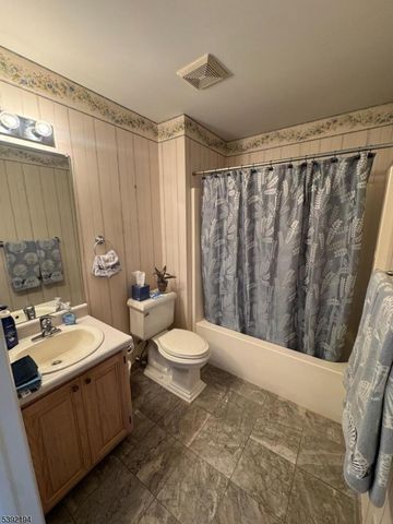 5314 Tudor Dr, Pequannock Twp., NJ 07444