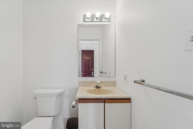 3405 BRIDLEWOOD DR, Glen Mills, PA 19342