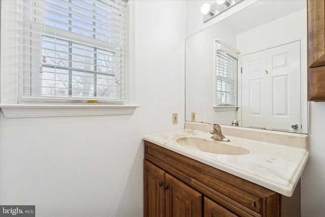 3405 BRIDLEWOOD DR, Glen Mills, PA 19342