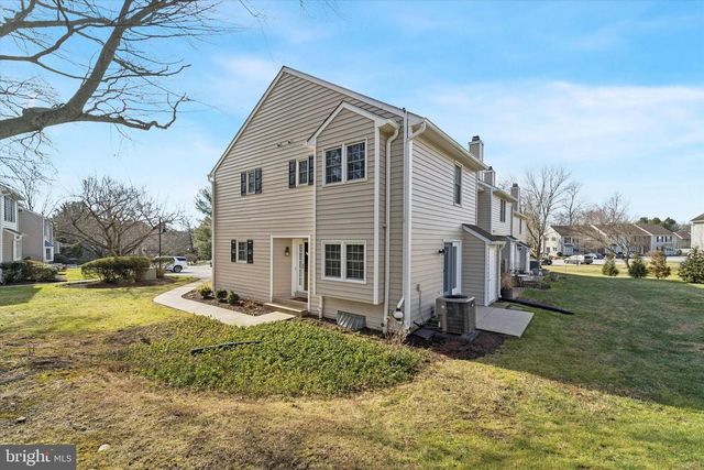 3405 BRIDLEWOOD DR, Glen Mills, PA 19342